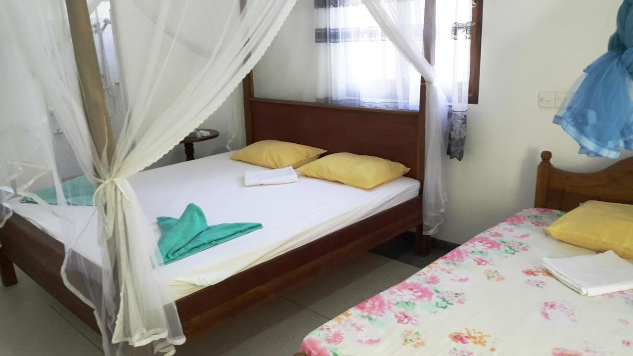 New Chili Lodge Mirissa Bagian luar foto