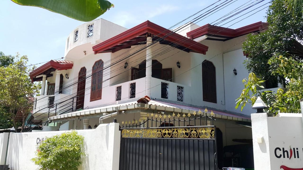 New Chili Lodge Mirissa Bagian luar foto
