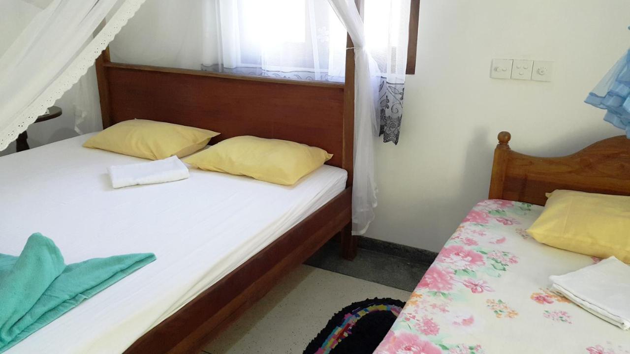 New Chili Lodge Mirissa Bagian luar foto